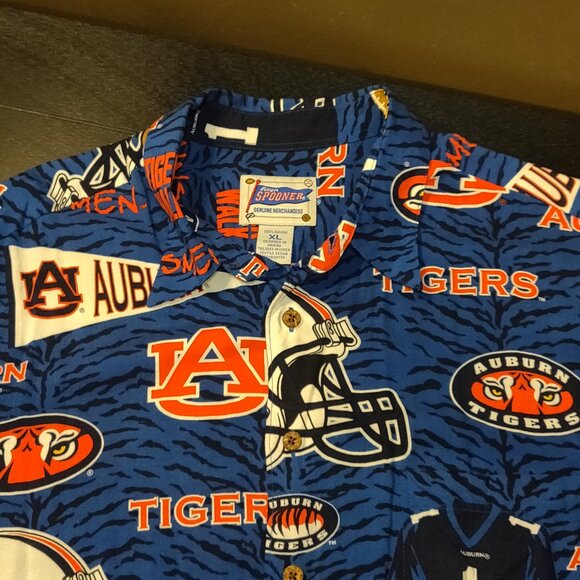 Reyn Spooner Auburn Tigers Hawaiian Button Up Shirt SIZE XL - Picture 3 of 5